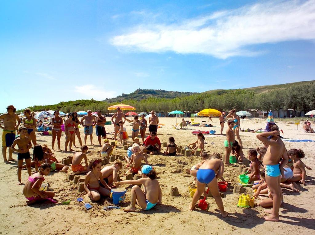 פינטו International Camping Torre Cerrano מראה חיצוני תמונה